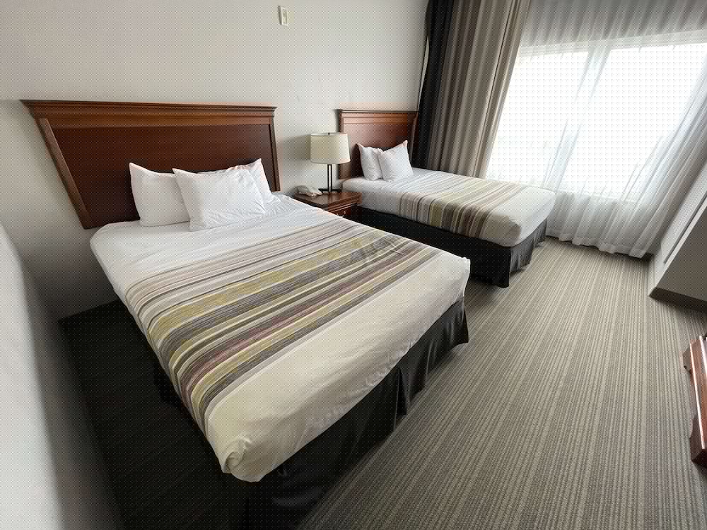 Country Inn & Suites By Radisson, Appleton North, WI 7/35