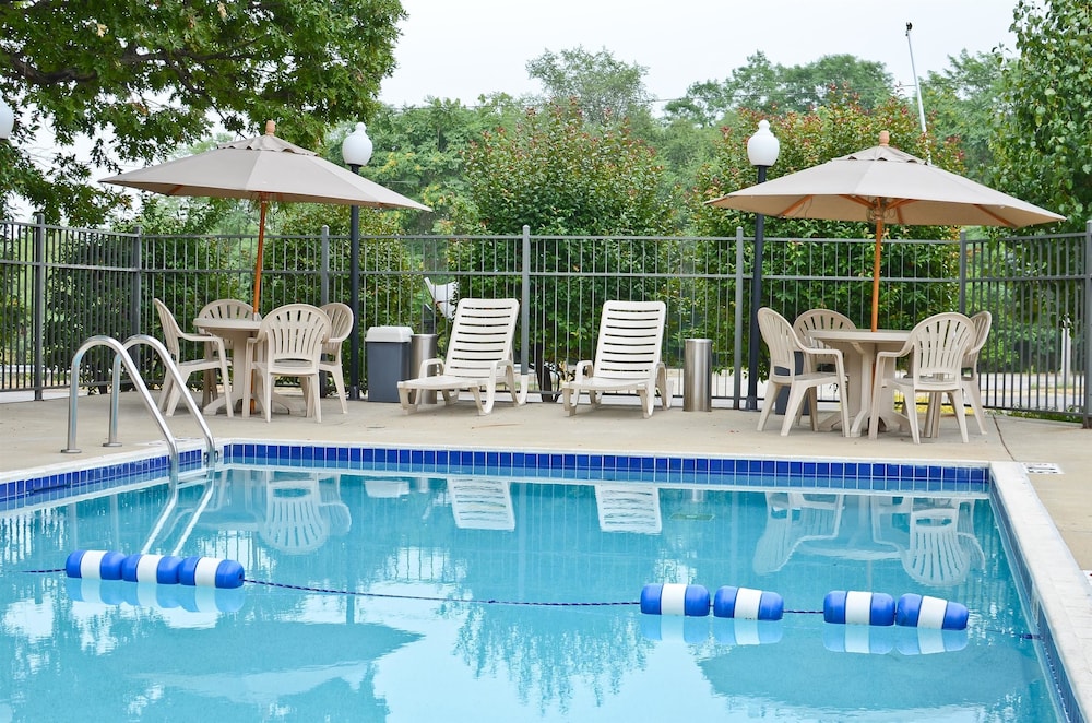 Best Western Riverside Inn 5/23