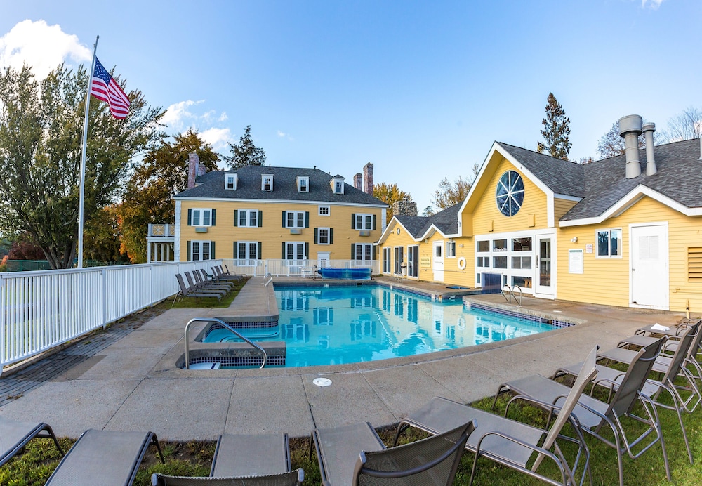 The Bethel Inn Resort 3/68