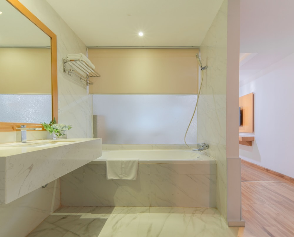 TND Hotel 139/140