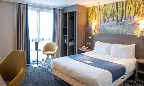 Burleigh Court Hotel 3/10