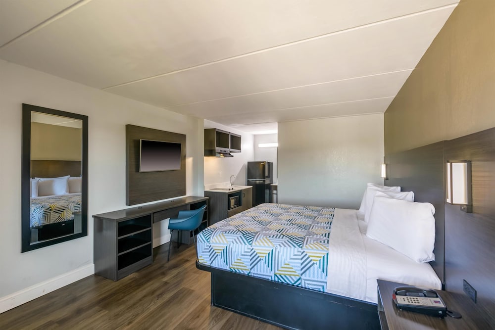 Motel6 Stockbridge, GA - Hwy 138 W 25/58