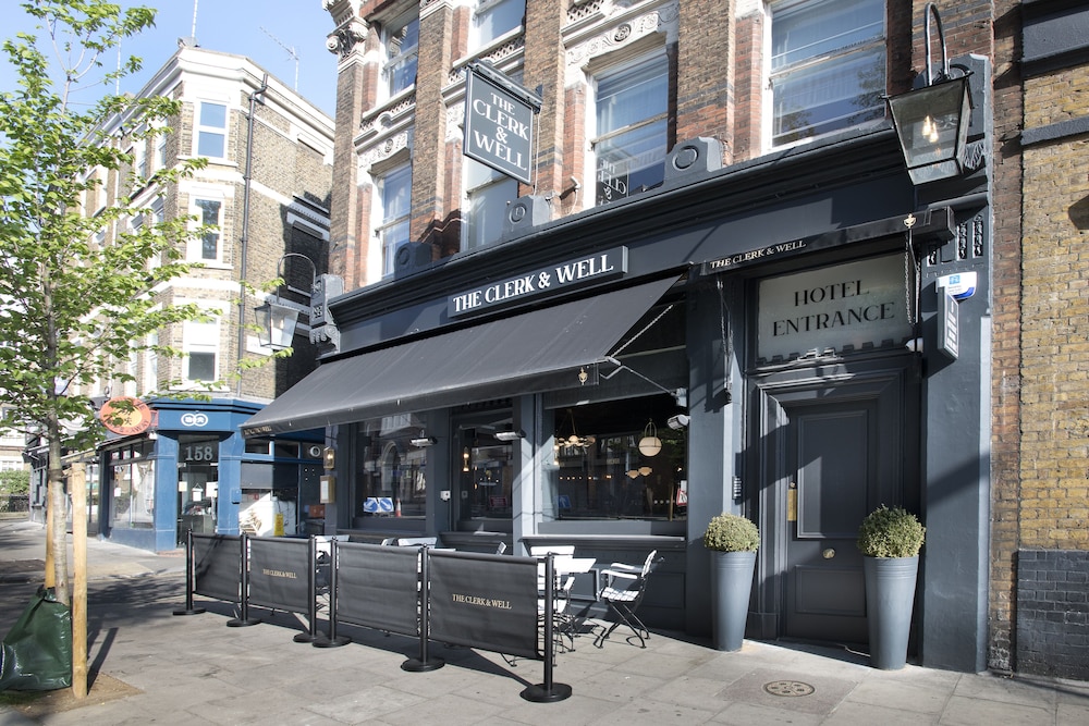 The Clerk &amp; Well Pub &amp; Rooms 6/52