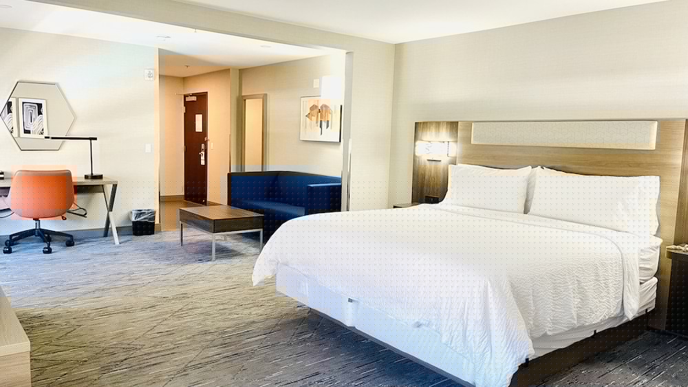Holiday Inn Express Hotel & Suites Frazier Park 24/67