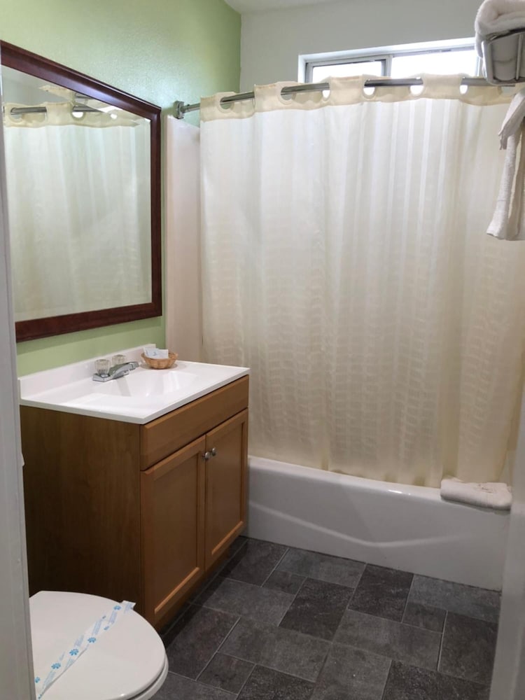 American Inn Suites Lax Airport 64/64