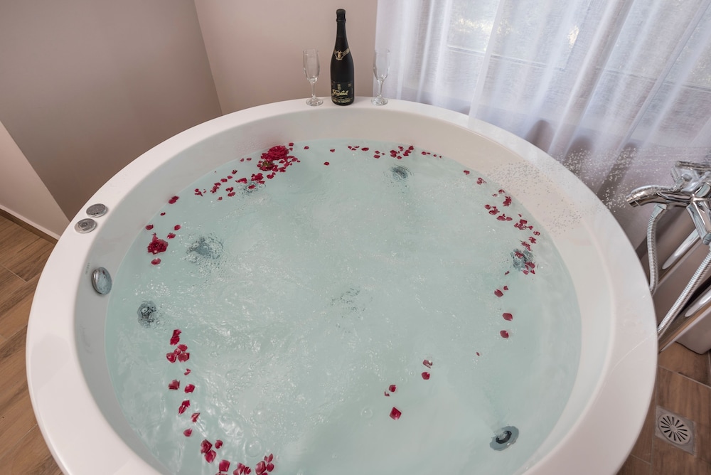 Aequor Luxury Rooms & Apartments 28/56