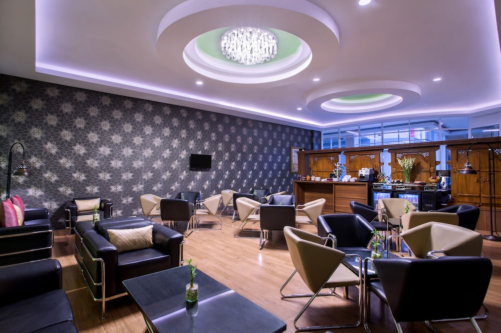 Grand Mercure Yogyakarta Adi Sucipto 51/70