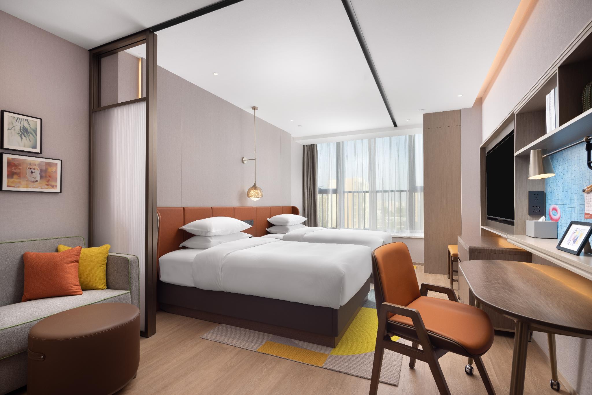 Flexible Deluxe Twin Room