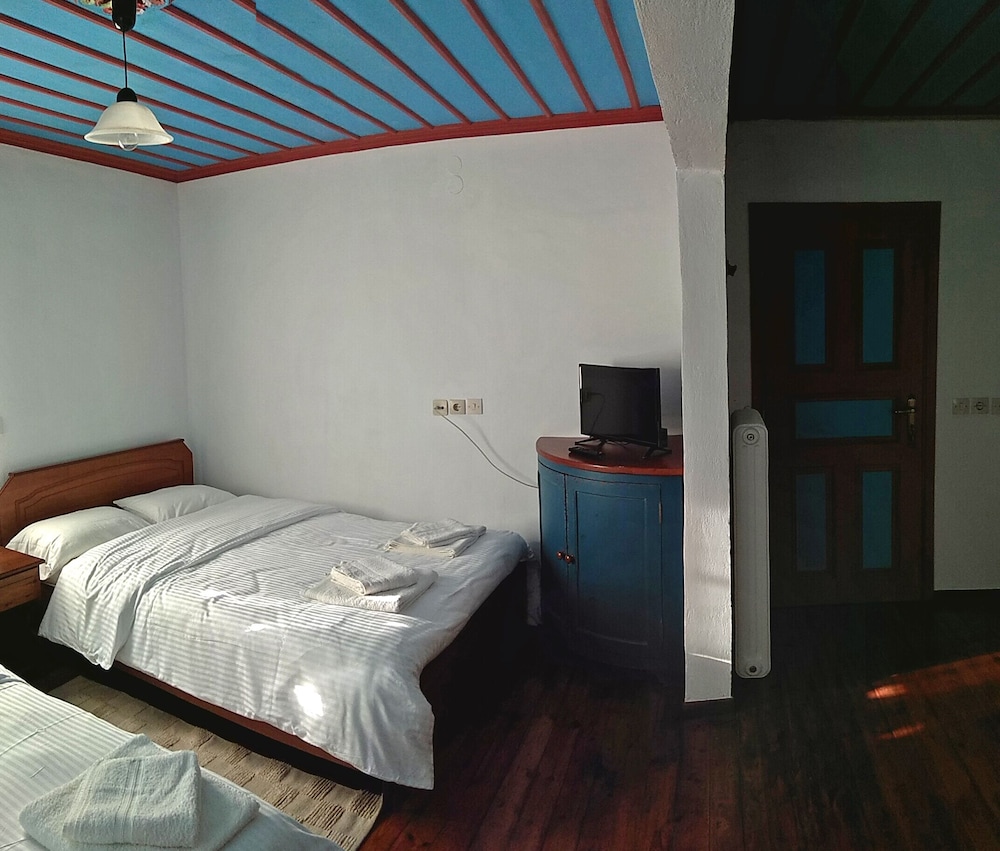 Guesthouse Iro 3/26