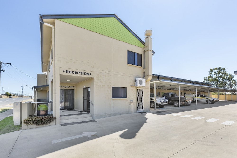 Blackwater Central Motel 3/35