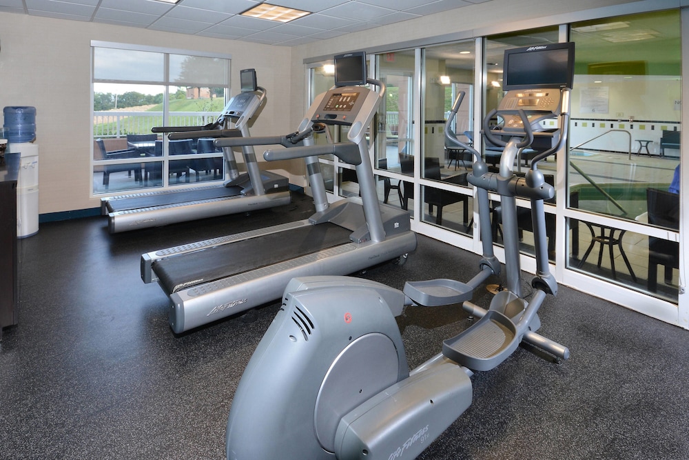 Fairfield Inn Suites Wytheville 20/36