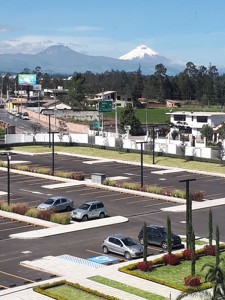 Eb Hotel By Eurobuilding Airport Quito 59/69