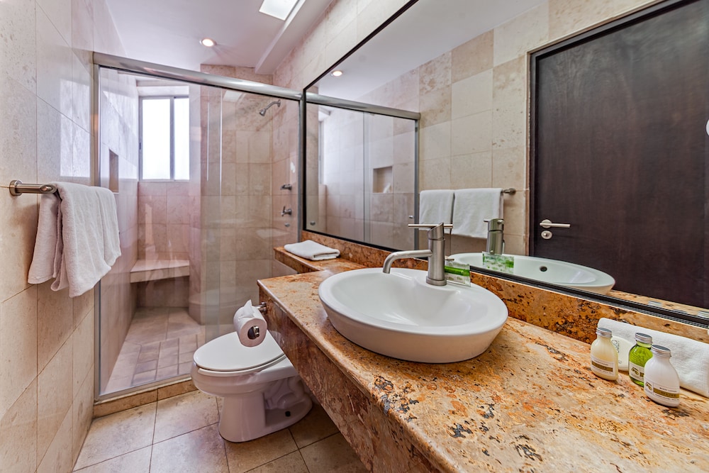 Suites Teca Once 62/62