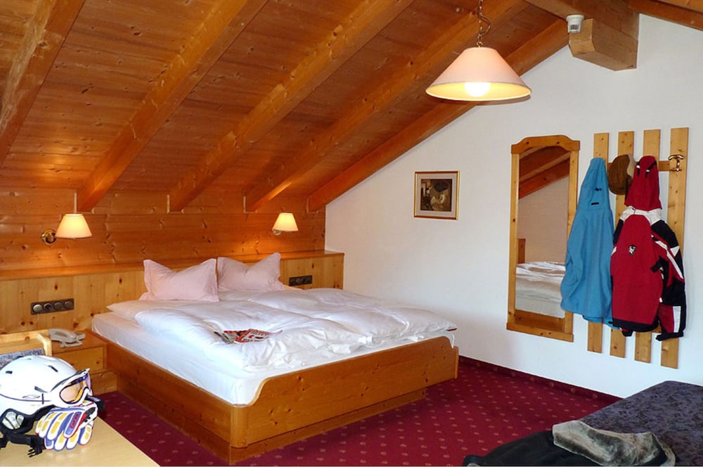 Hotel Fortuna 12/39