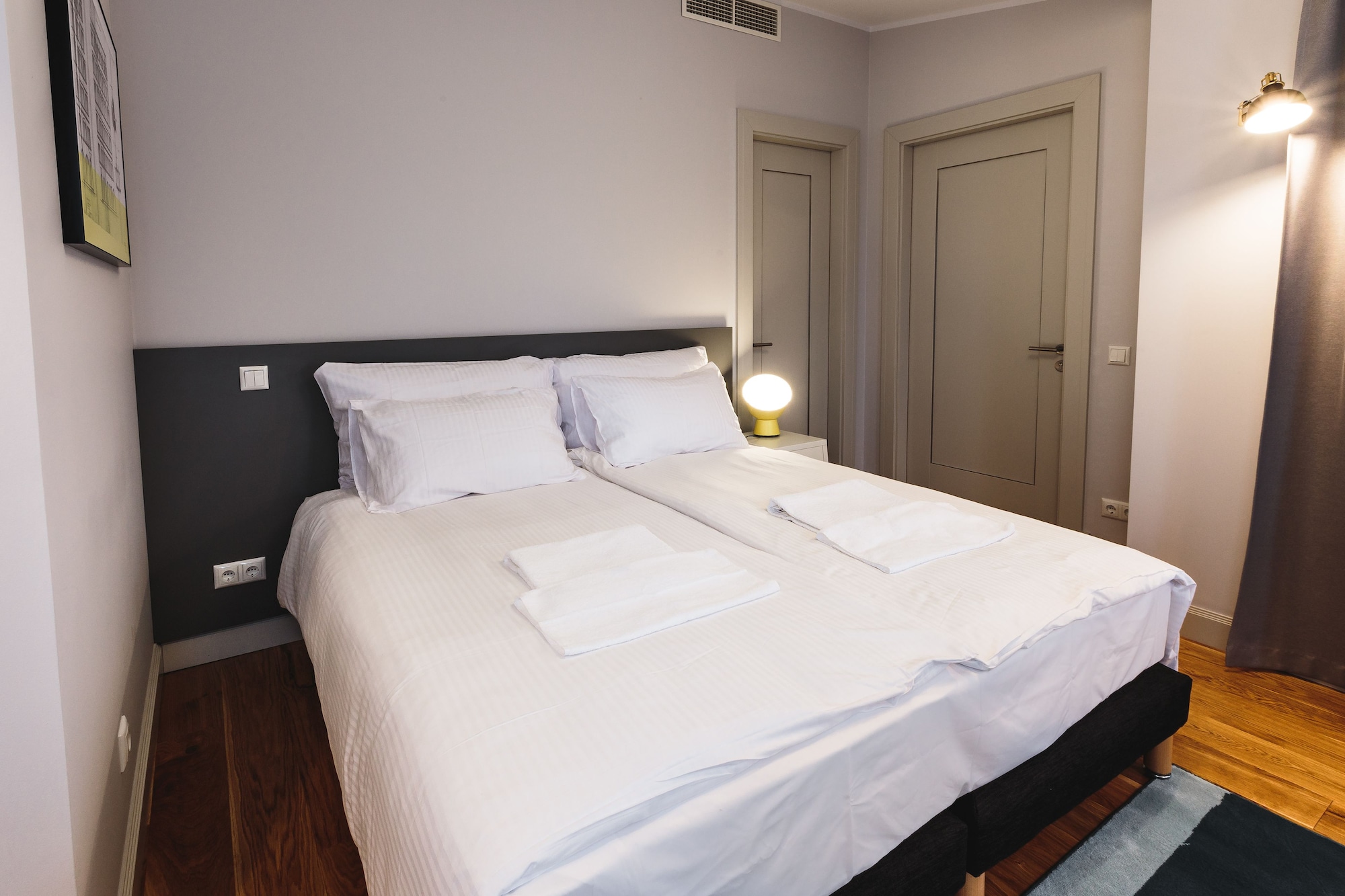 1 Bedroom, Penthouse, Apartment, Queen Bed, Terrace