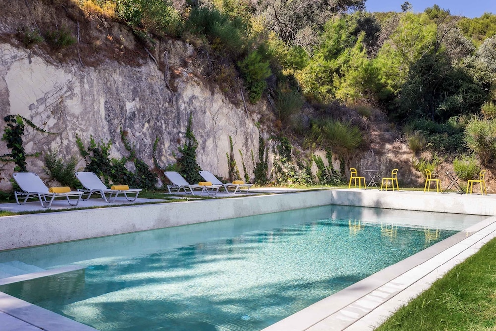 Semeli Boutique Hotel 33/50
