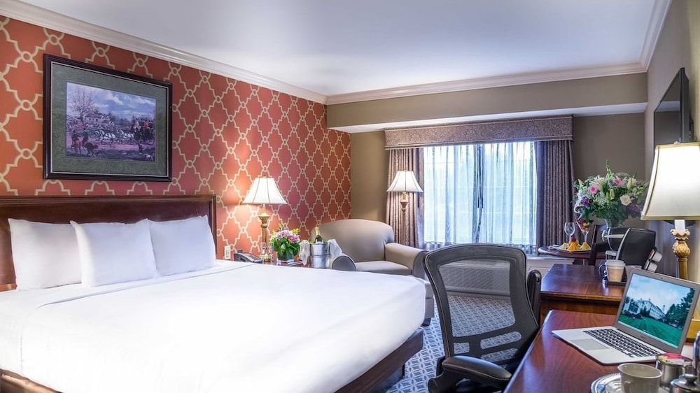 Madison Hotel 4/53
