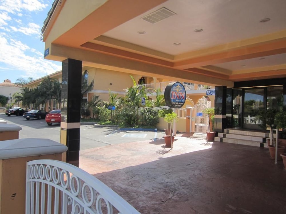 Starlight Inn Canoga Park 40/45
