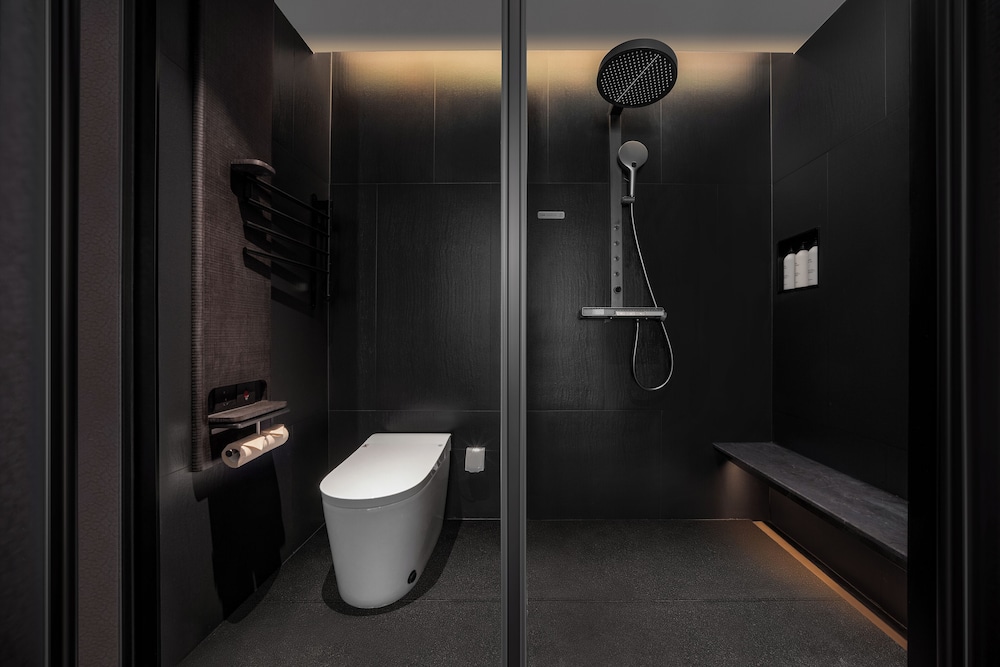 Borrman Hotel (Guangzhou Tianhe Sports Center Linhe West Metro Station) 56/56
