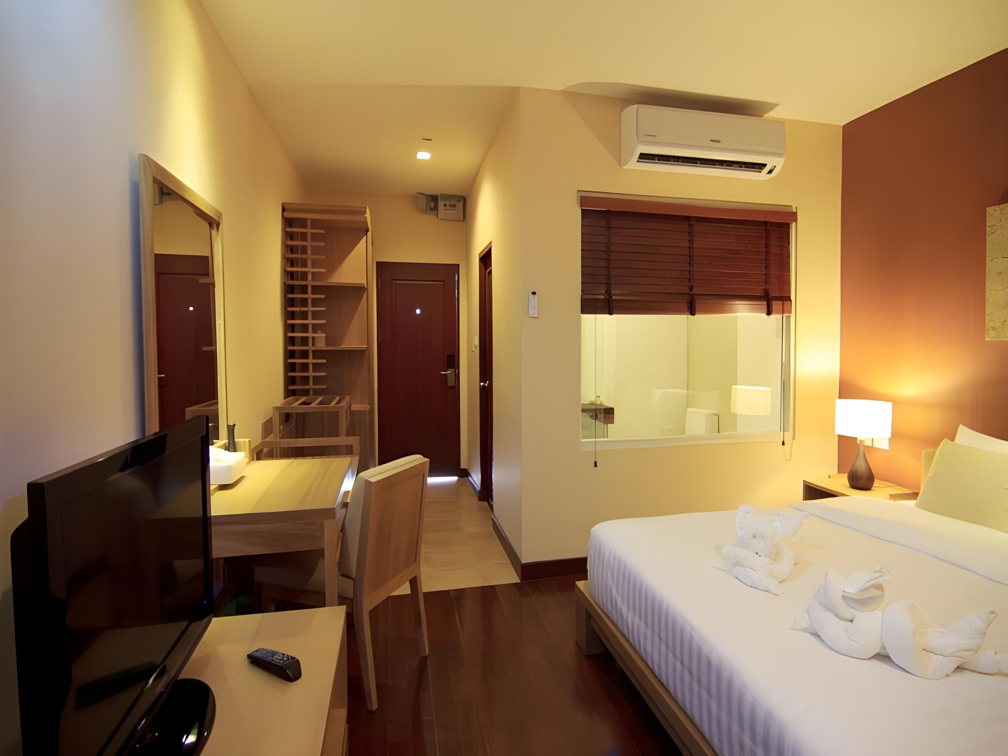 Ocean, Deluxe, Terrace