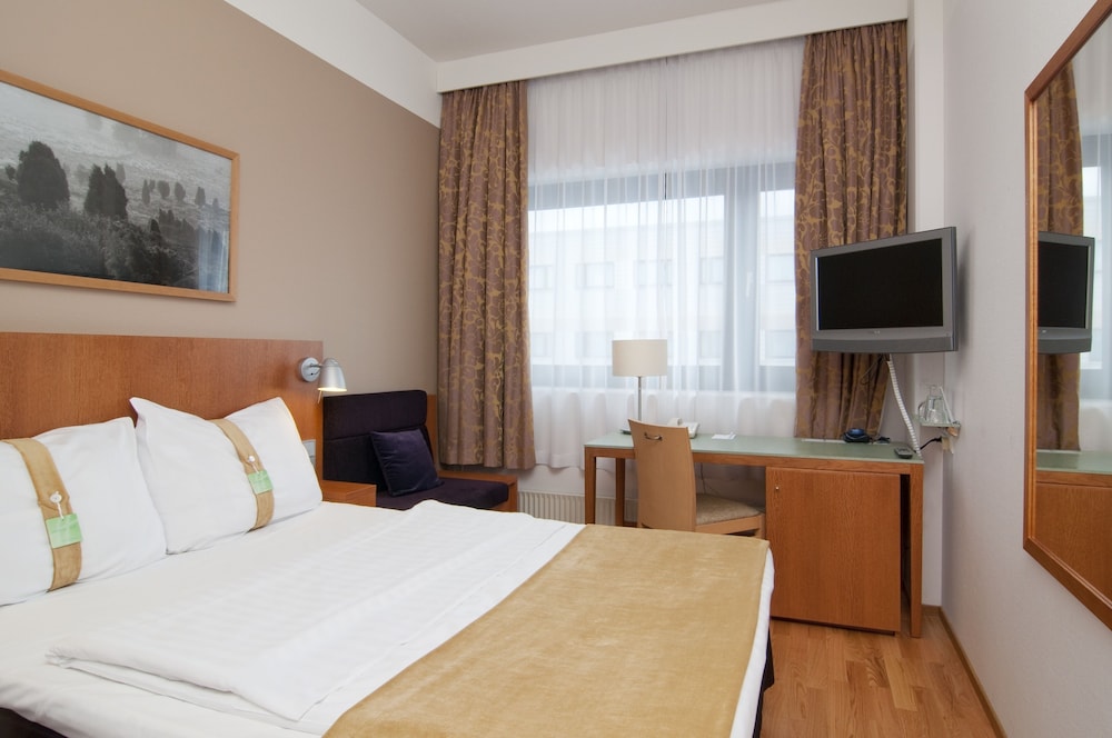 Holiday Inn Helsinki-Vantaa Airport 24/70