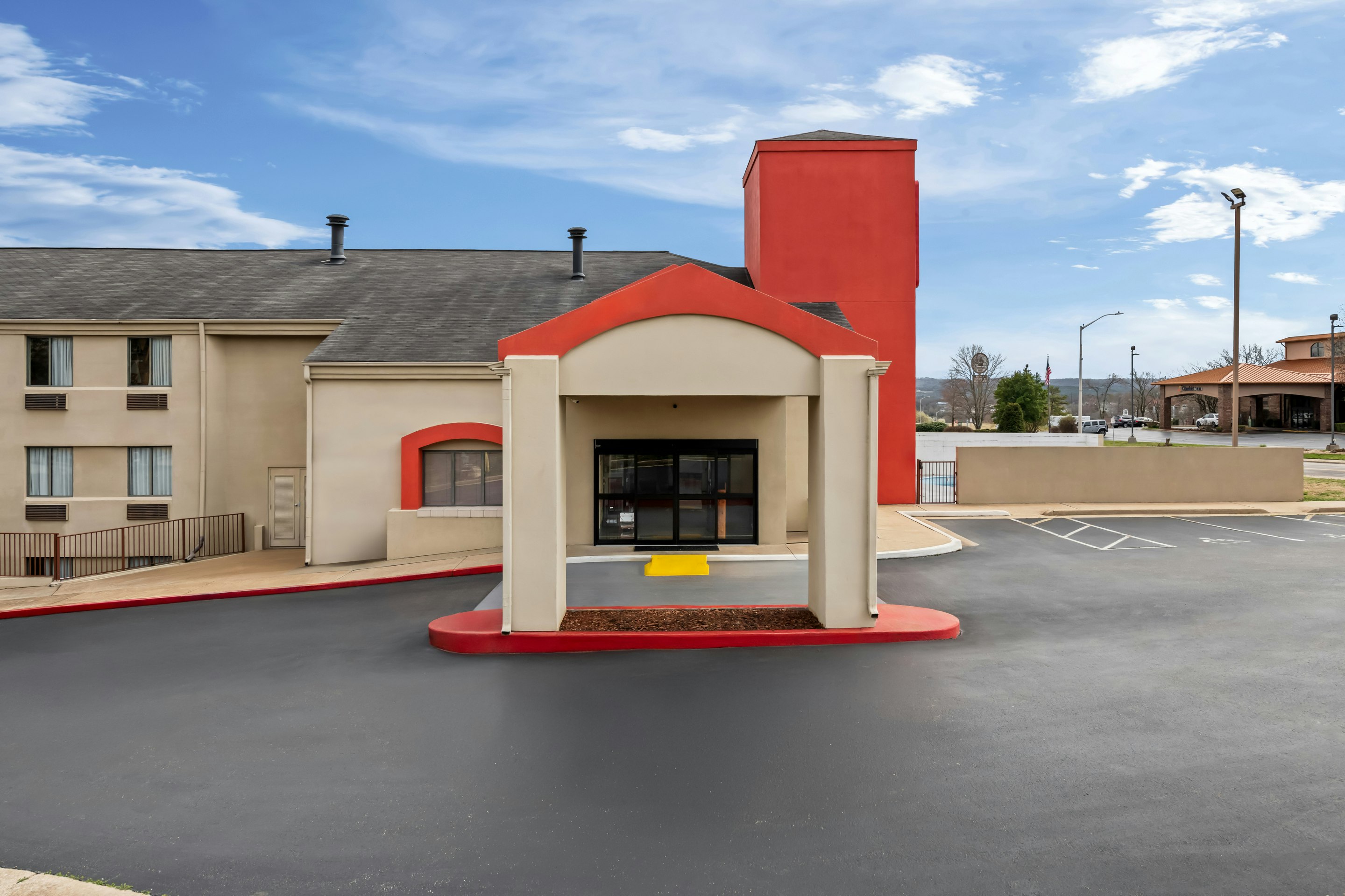 Red Roof Inn Branson, MO 53/58