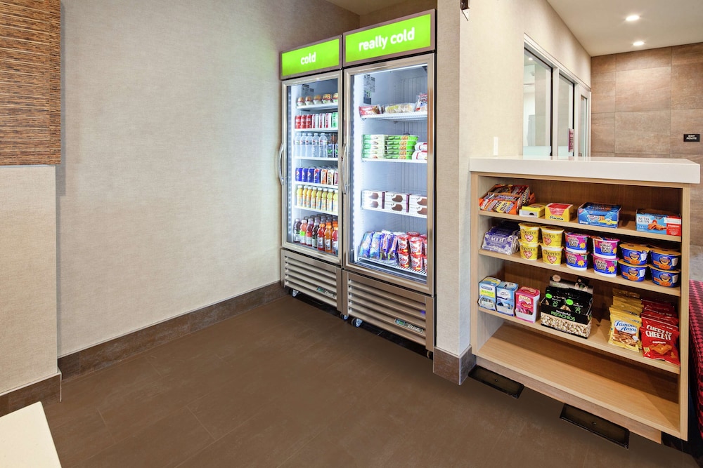 Home2 Suites by Hilton Alameda Oakland Airport 23/51