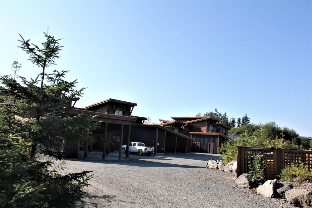 Pacific Rim Retreat 19/29