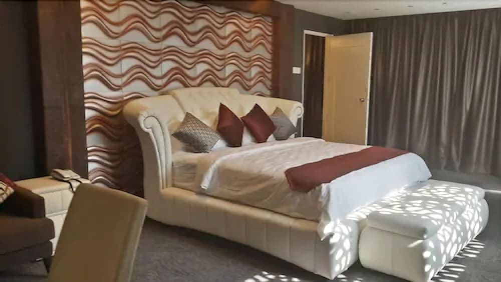 Sani Hotel 7/22