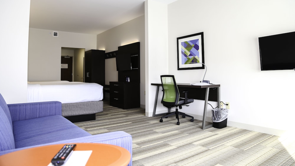 Holiday Inn Express And Suites Kingston Ulster 24/44
