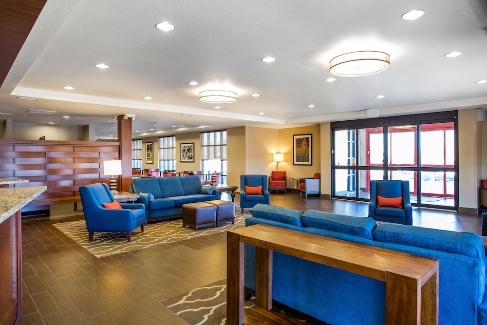 Comfort Inn & Suites Cheyenne, WY 8/41