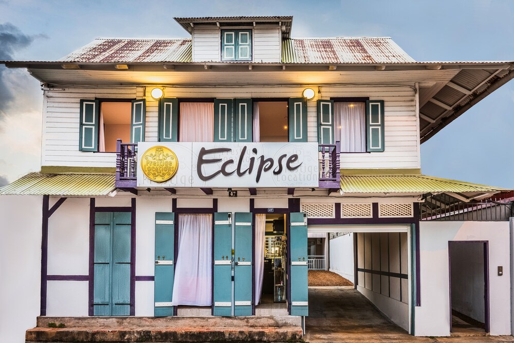 Eclipse Apartment 2/64