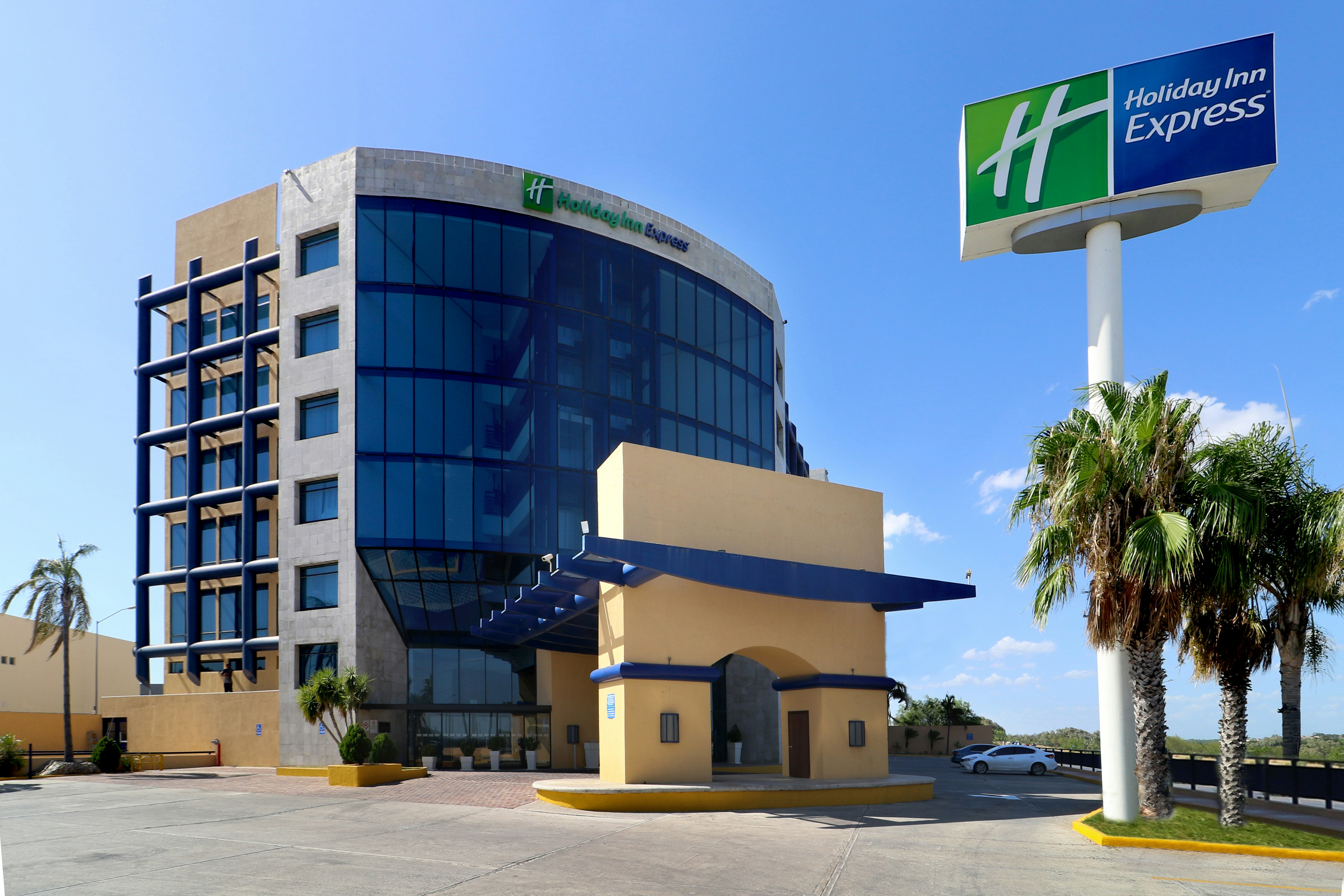 Holiday Inn Express Nuevo Laredo 4/51