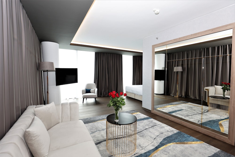 Grand Plaza Hotel And Congress Centre 39/62