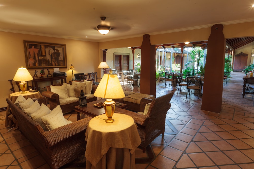 Hotel Los Robles 43/62