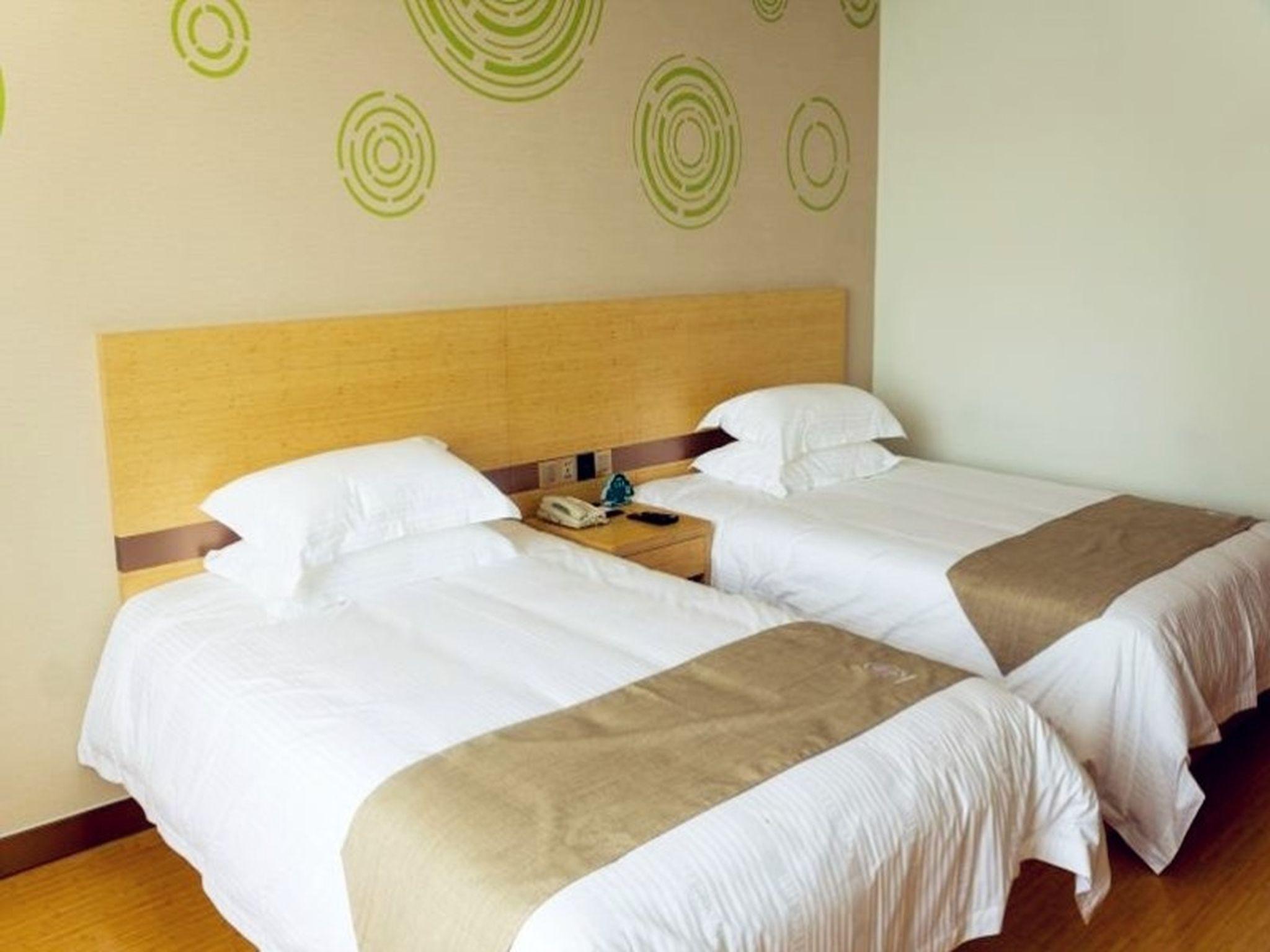 SUPERIOR, TWIN BEDS