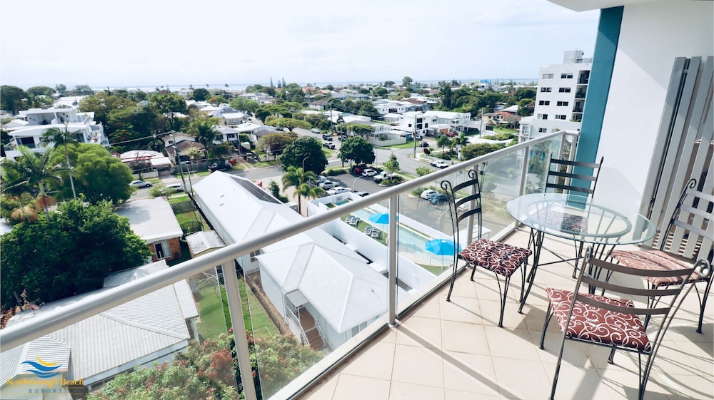 SCARBOROUGH BEACH RESORT 53/72