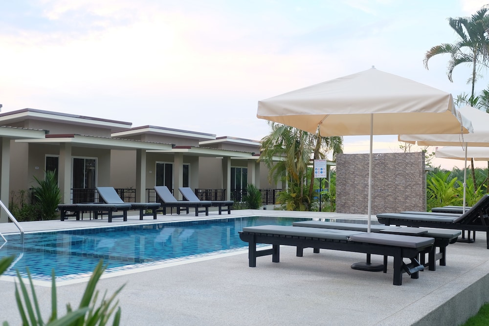 The Oasis Khaolak Resort 5/37
