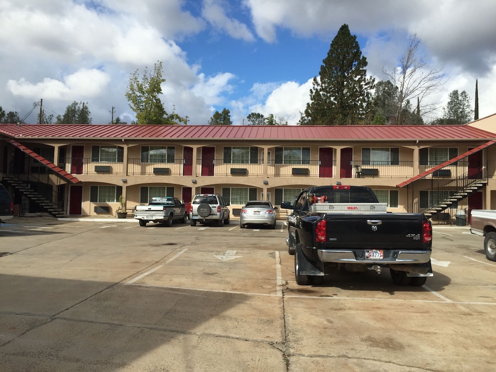 Yosemite Inn 48/61