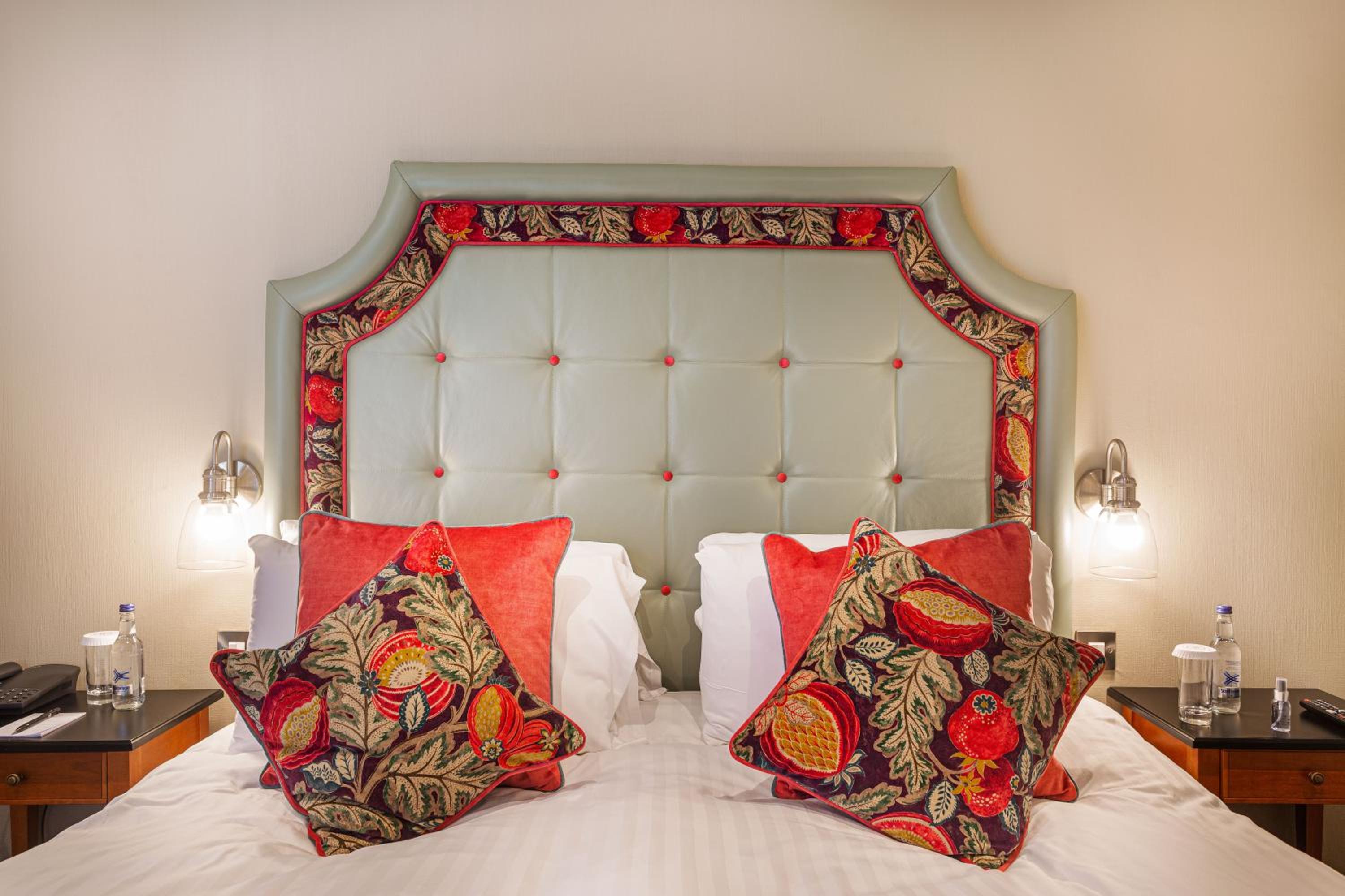 Deluxe, Suite, Double Bed