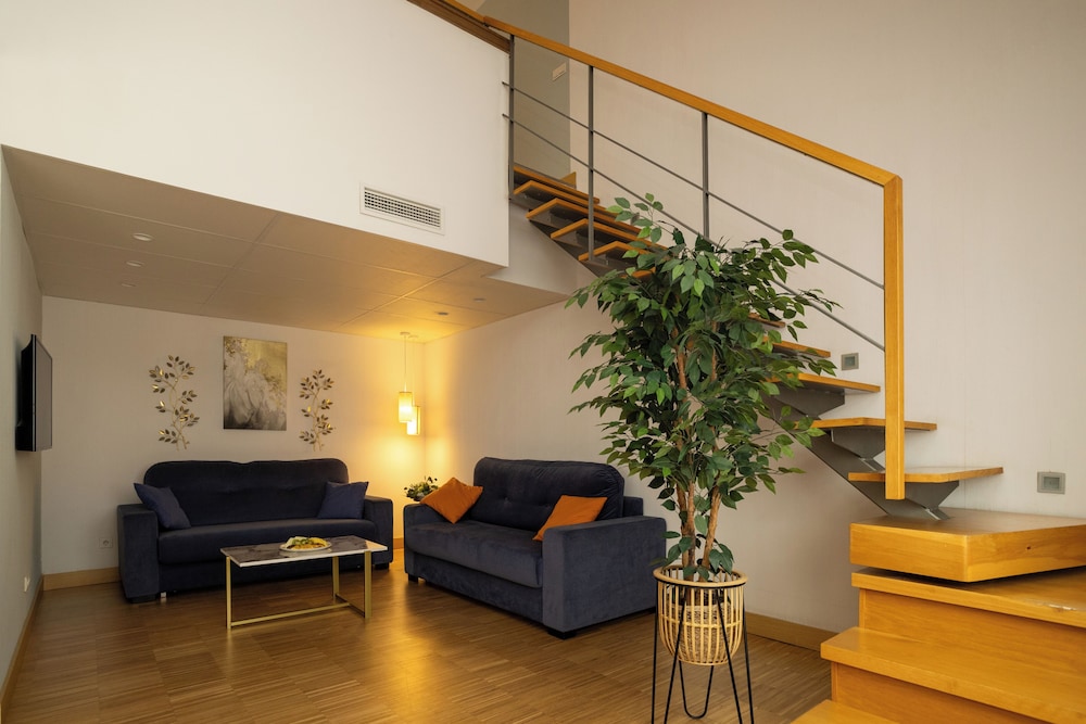 VILLA ODON 30/50