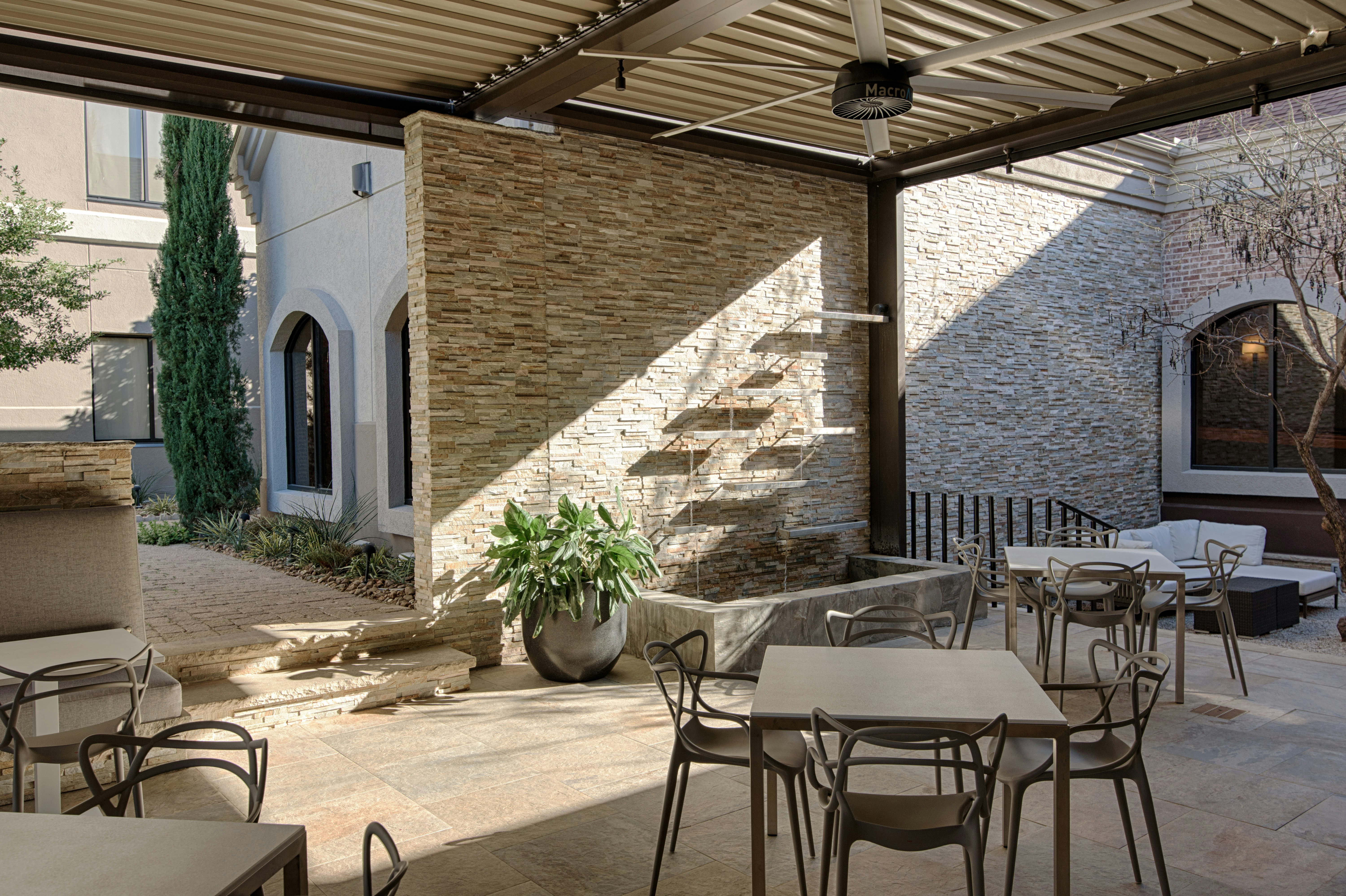 Hilton Garden Inn Las Colinas 21/41