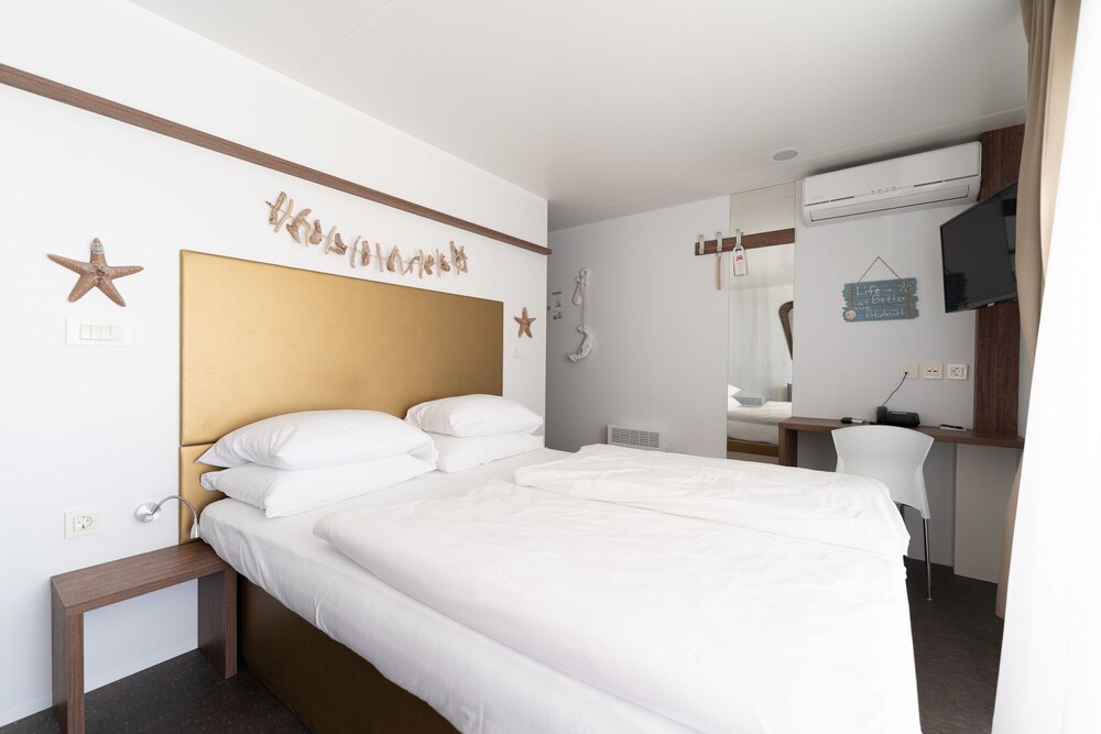 Barbara Piran Beach Hotel And Spa 12/70
