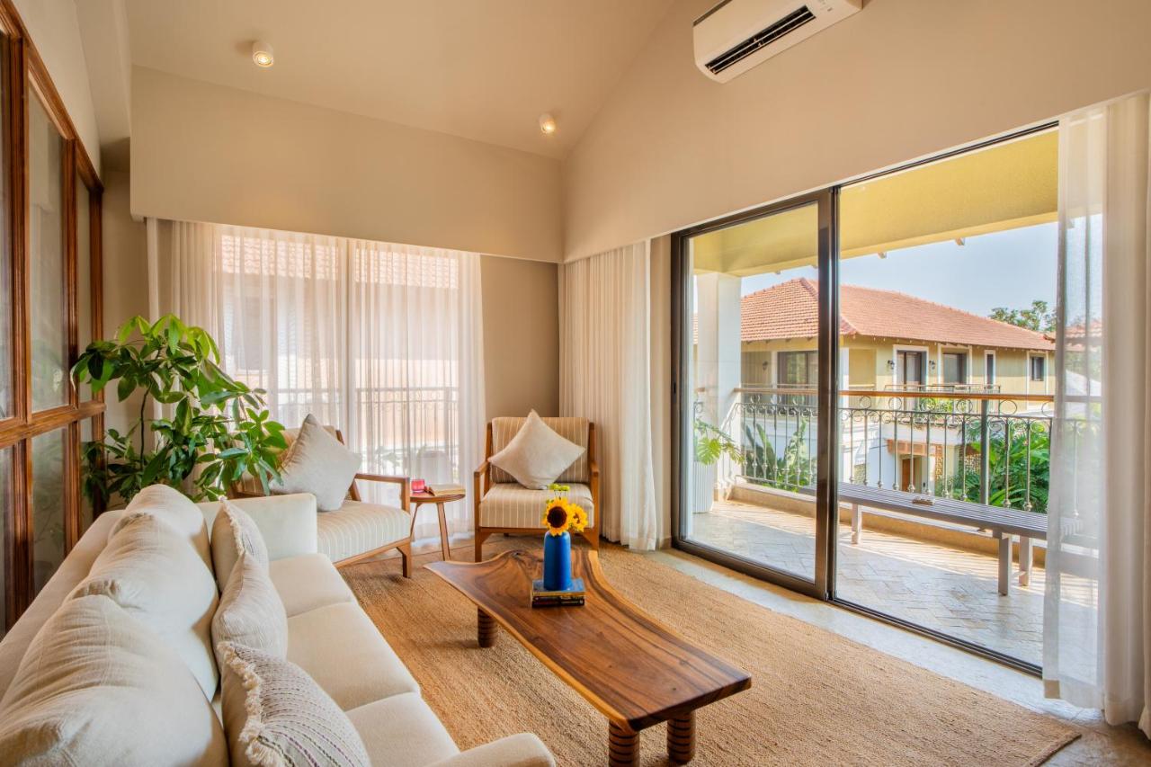 ELIVAAS Amado Villa Shai 4 BHK with Pvt Pool,Gazebo and Ent Lounge 56/60