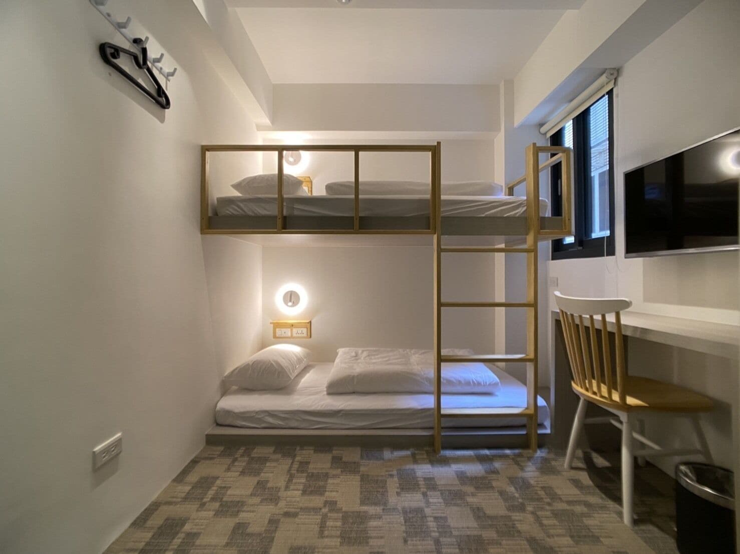 1 BEDROOM, SUPERIOR, TWIN BEDS
