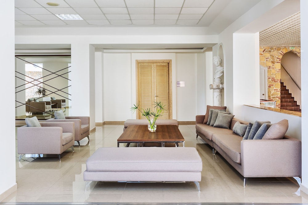 Kriopigi Hotel 84/104