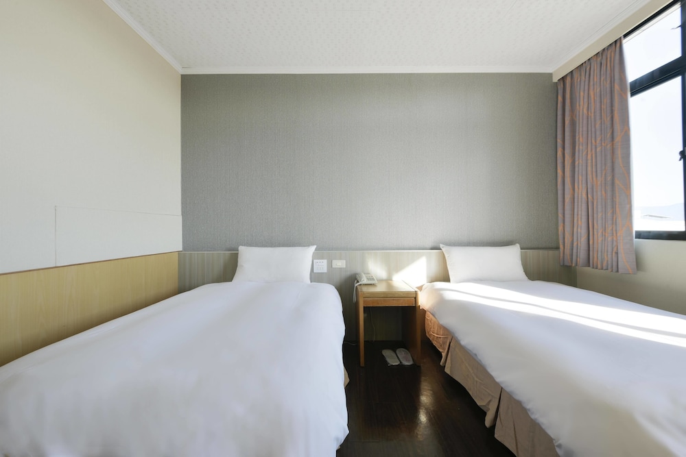 Back Home Hotel 21/50