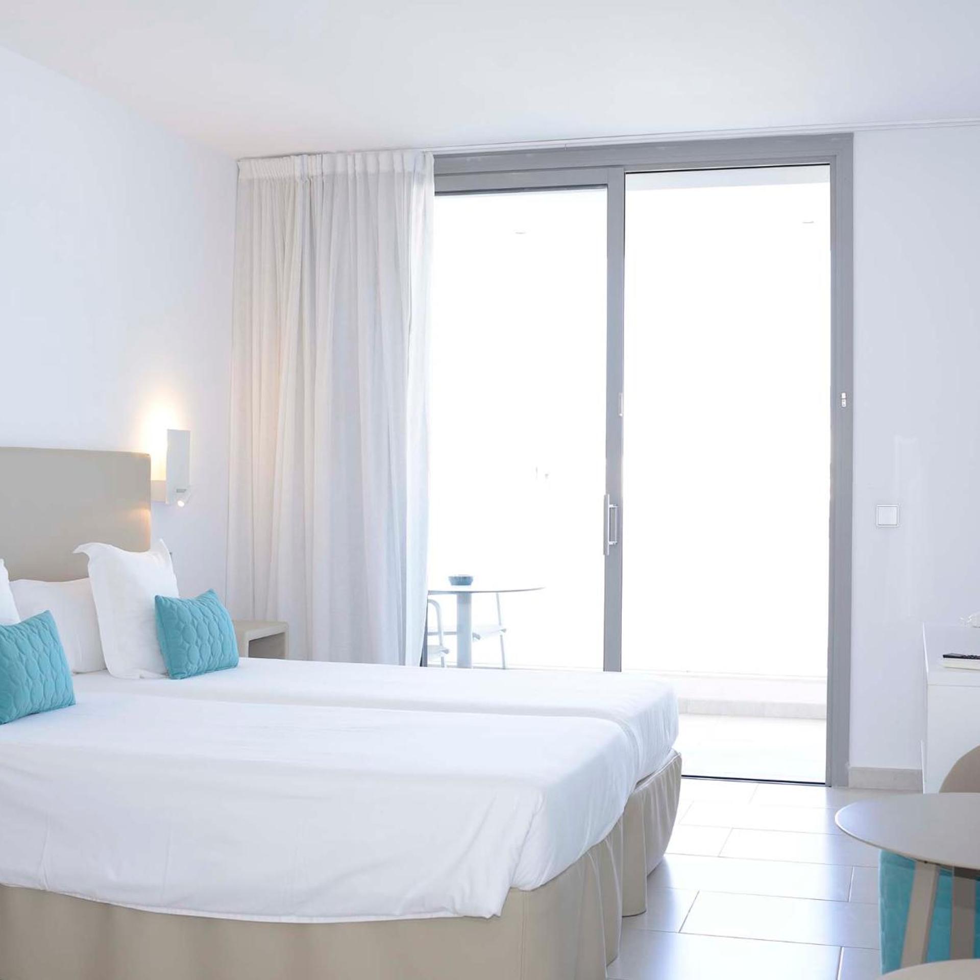 Apartamentos B-Llobet Sun & Confort 14/50