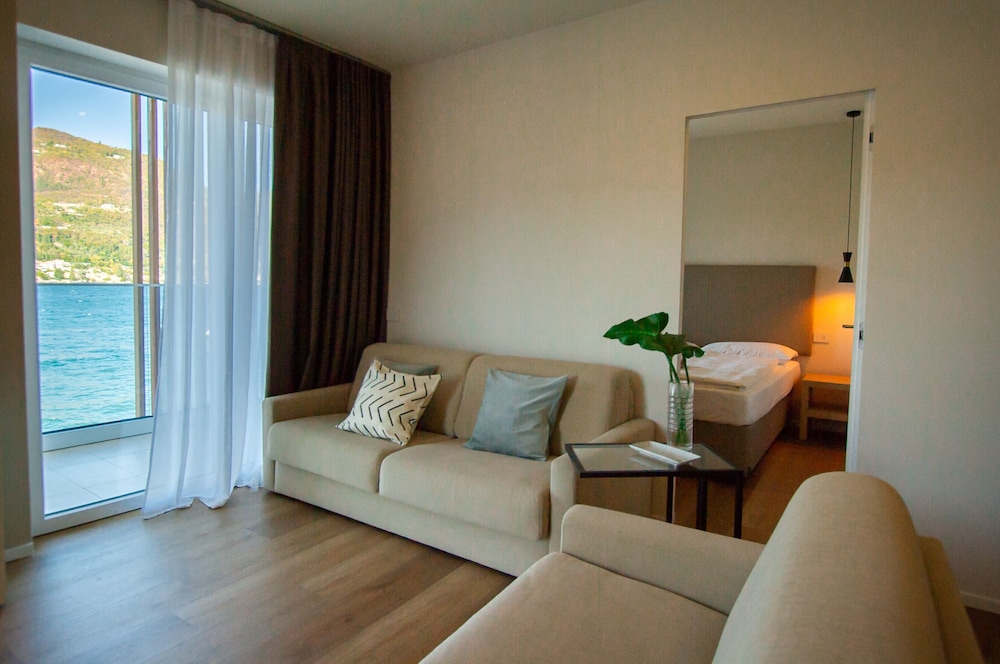 AH Porticcioli Boutique Apartments 27/50