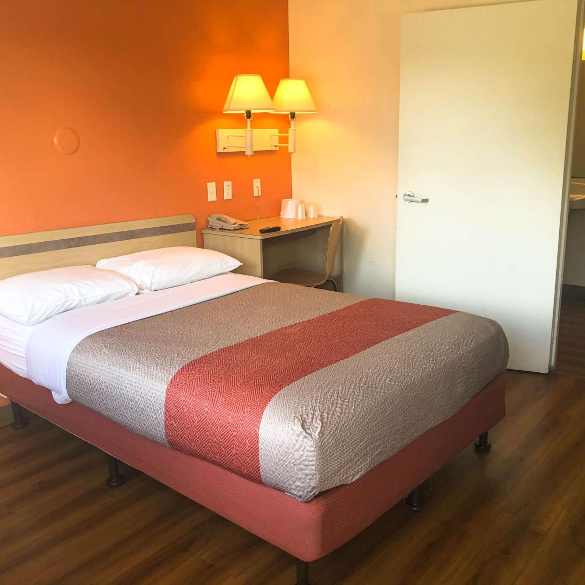 SUPERIOR, DOUBLE BED